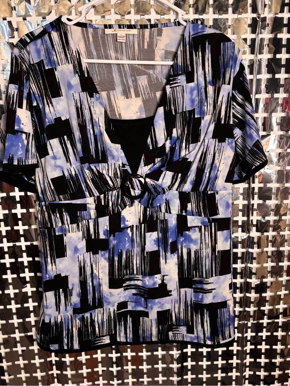 JM Collection Black & Blue Knot-Front Abstract Print Top